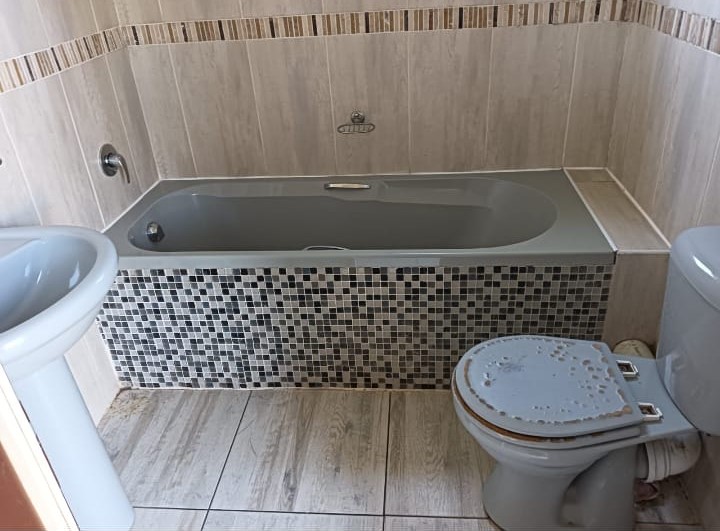 2 Bedroom Property for Sale in Ezibeleni Eastern Cape